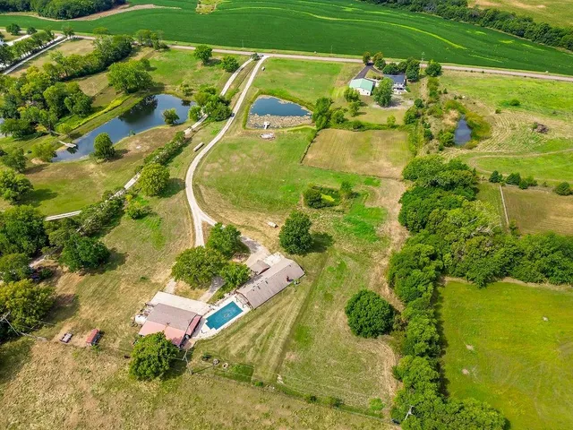 $699,950 | 15028 150th Street, Bonner Springs, KS 66012