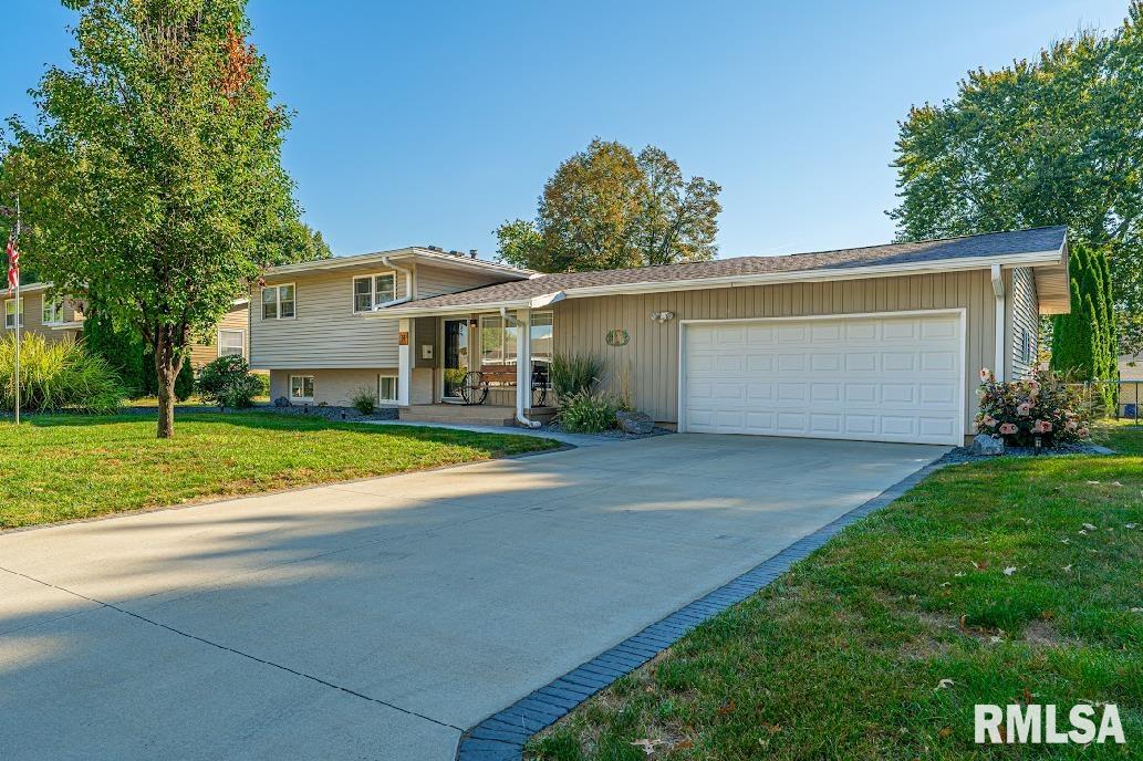 14 Rigg Drive Lincoln, IL 62656 - Photo 1 of 29 Gallery Image 1