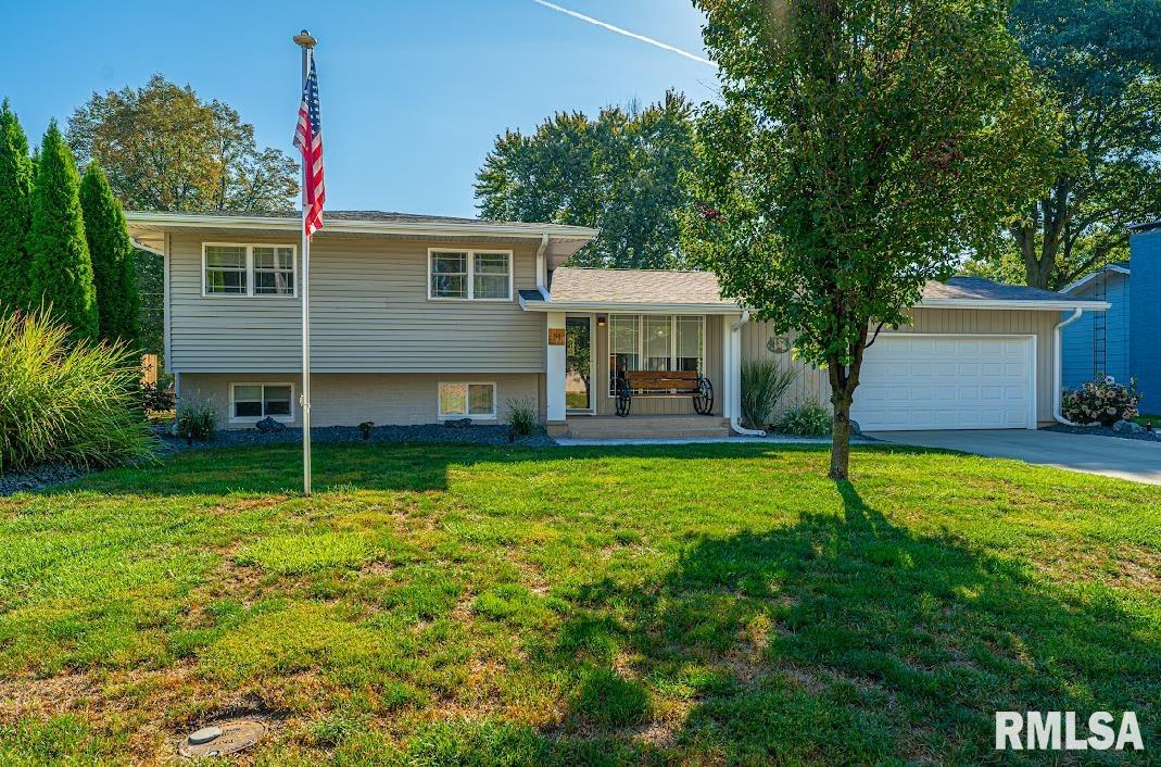 14 Rigg Drive Lincoln, IL 62656 - Photo 2 of 29 Gallery Image 2