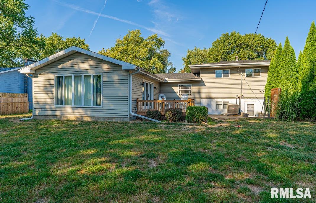 14 Rigg Drive Lincoln, IL 62656 - Photo 4 of 29 Gallery Image 4