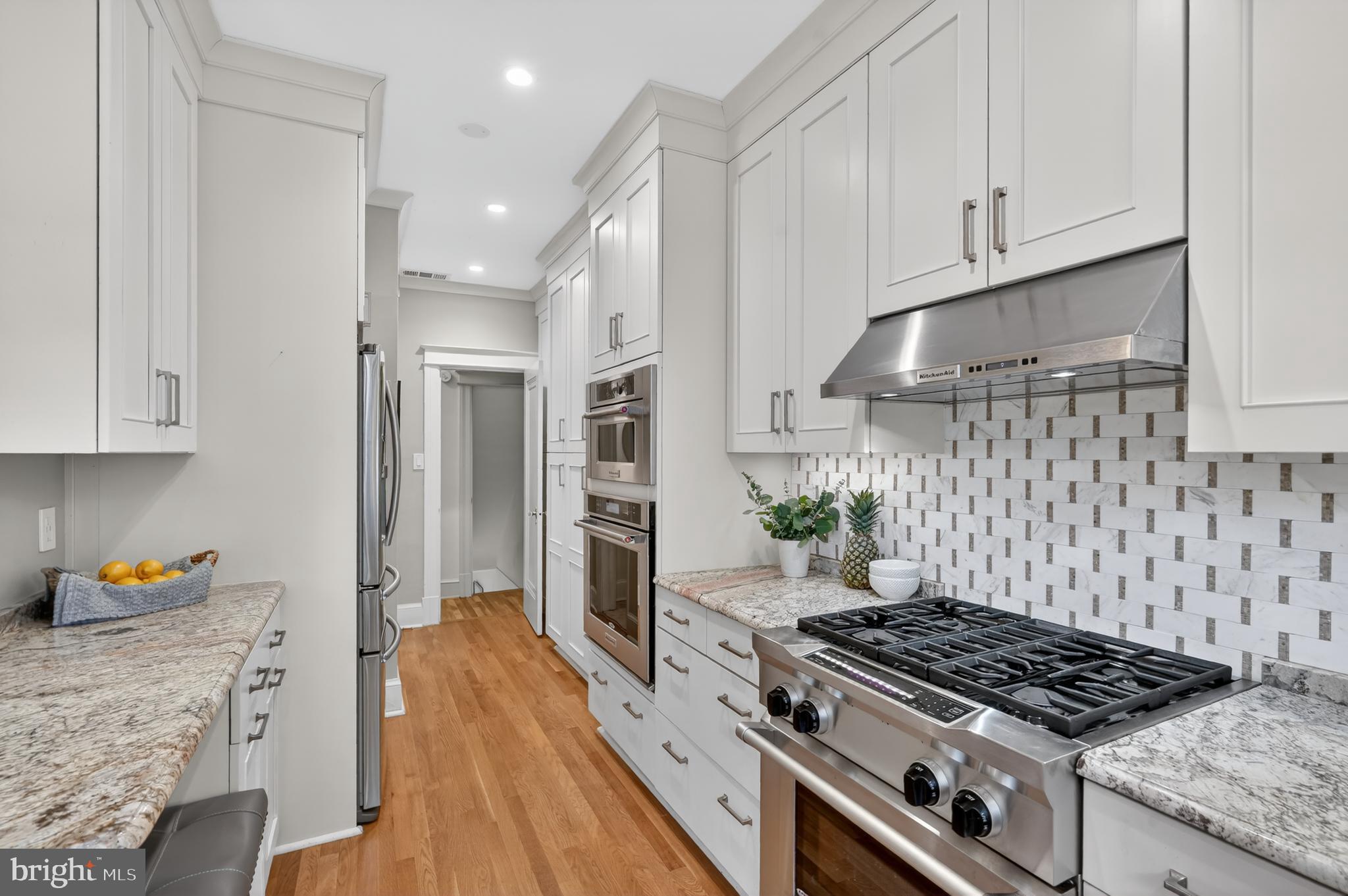 4225 37th Street Northwest Washington, DC 20008 - Photo 10 of 40