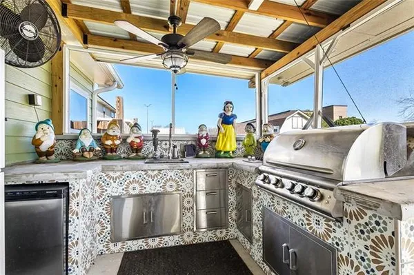 $478,000 | 5421 Ehret Road, Marrero, LA 70072