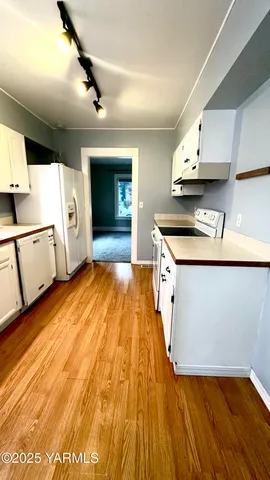 $325,000 | 411 South 18th Avenue, Yakima, WA 98902