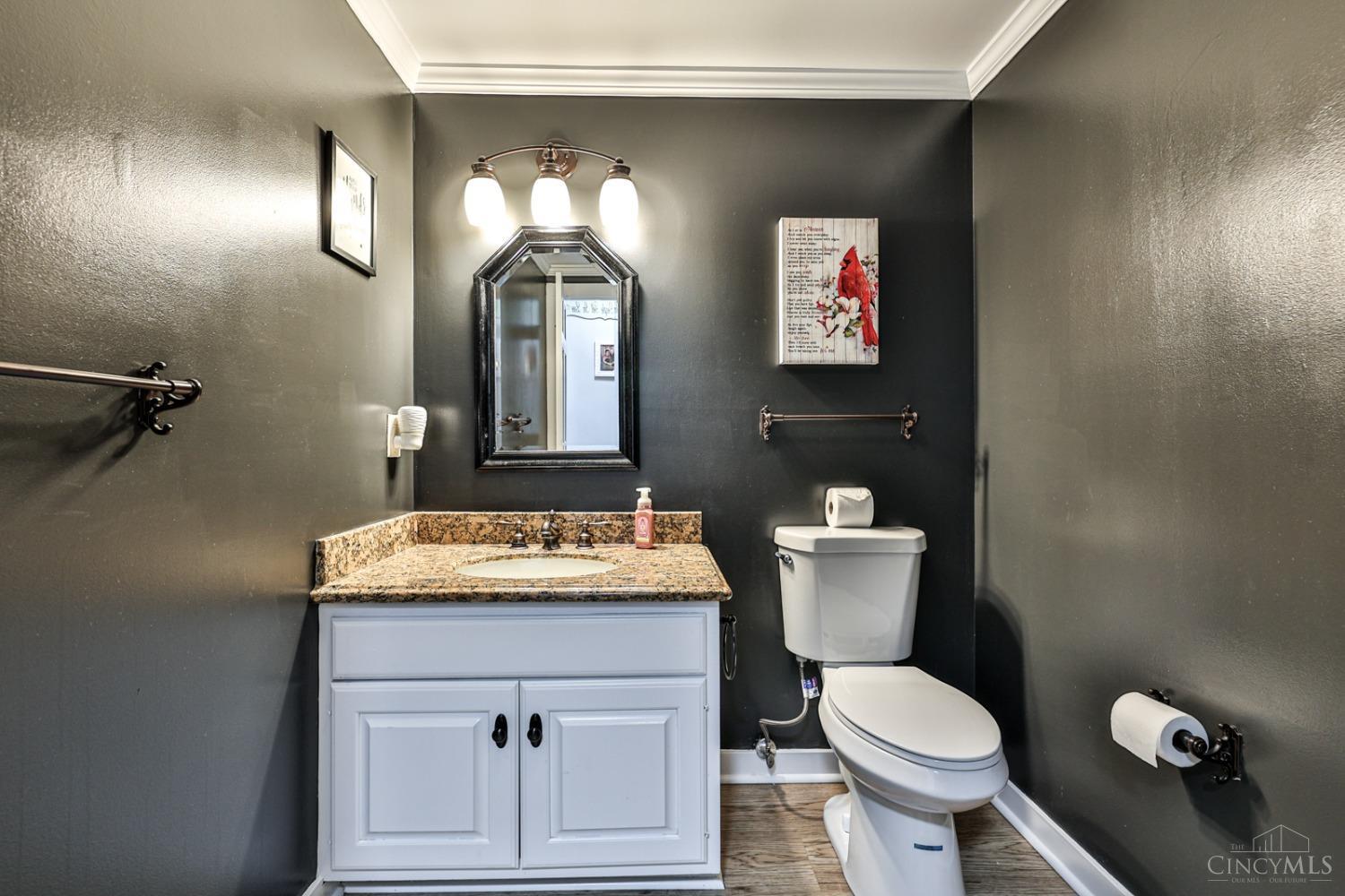 5072 Springdale Road Cincinnati, OH 45251 - Photo 24 of 56