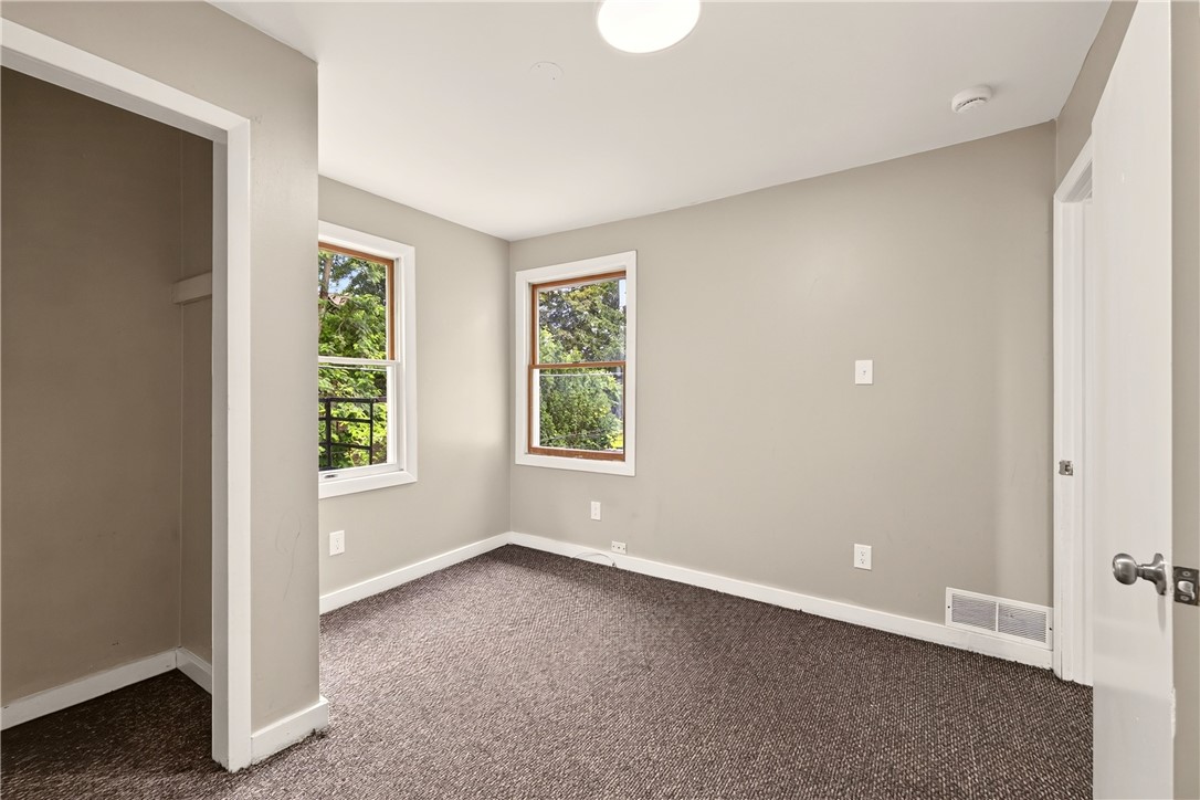 52 Lorimer Street Rochester, NY 14608 - Photo 5 of 38 Gallery Image 5