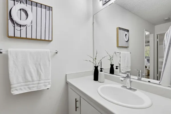 $399,000 | 309 Tradewinds Drive, Unit 8, San Jose, CA 95123