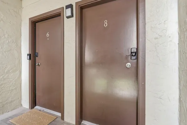 $399,000 | 309 Tradewinds Drive, Unit 8, San Jose, CA 95123