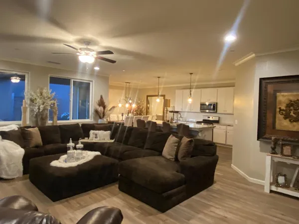 $670,000 | 2351 Ave 396, Kingsburg, CA 93631