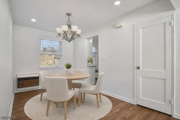 $2,450 | 16 Troy Drive, Unit 1, Springfield, NJ 07081