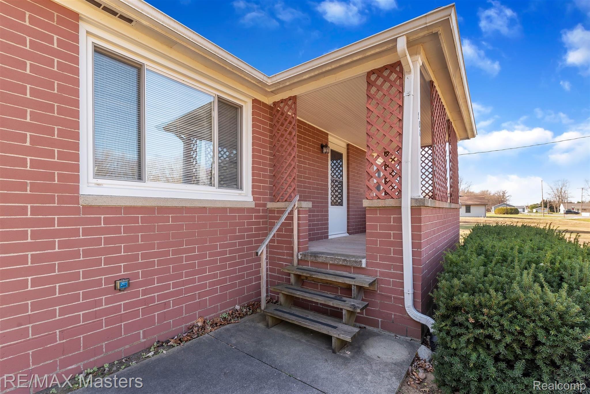 160 Ready Road Carleton, MI 48117 - Photo 3 of 27 06-160-Ready-Rd-WindowStill-Real-Es.jpg