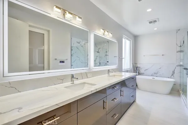 $8,500 | 1908 Perry Avenue, Unit B, Redondo Beach, CA 90278