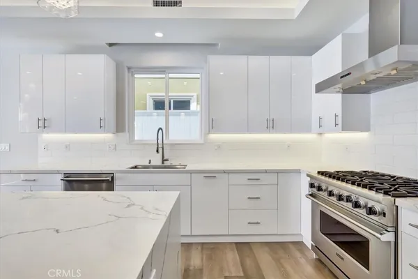 $8,500 | 1908 Perry Avenue, Unit B, Redondo Beach, CA 90278