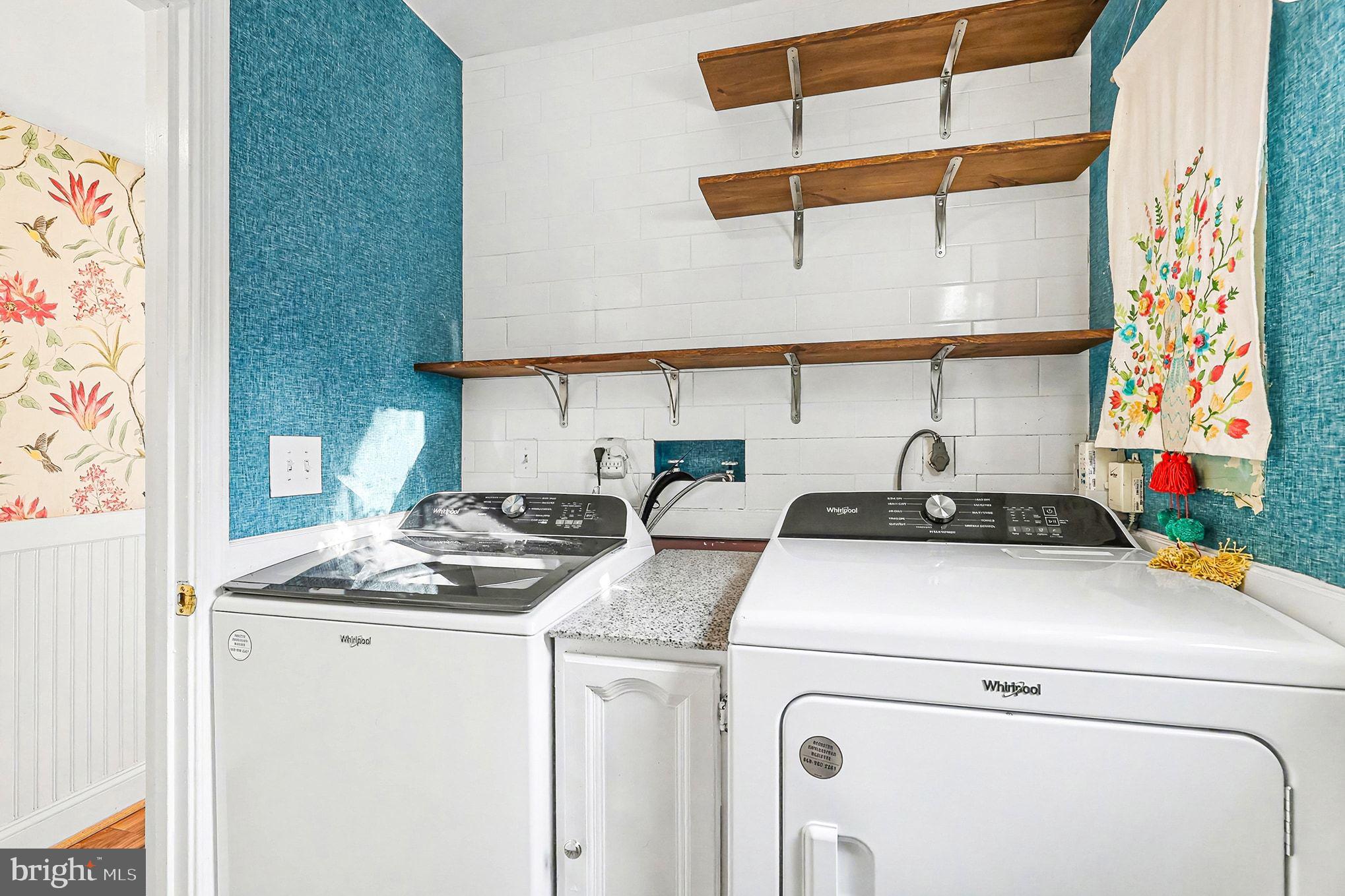 5822 Jackson Road Fredericksburg, VA 22407 - Photo 11 of 26 a utility room with dryer and washer