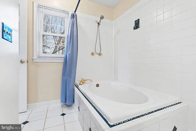 $424,900 | 5822 Jackson Road, Fredericksburg, VA 22407