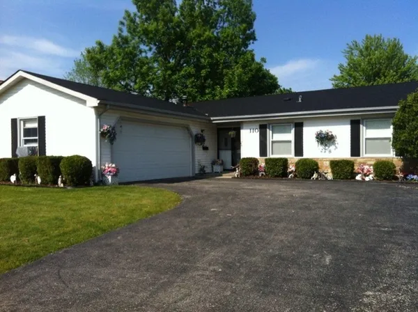 $3,000 | 110 Old Mill Grove Road, Lake Zurich, IL 60047