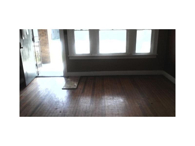 516 South Holt Road Indianapolis, IN 46241 - Photo 5 of 6 Gallery Image 5