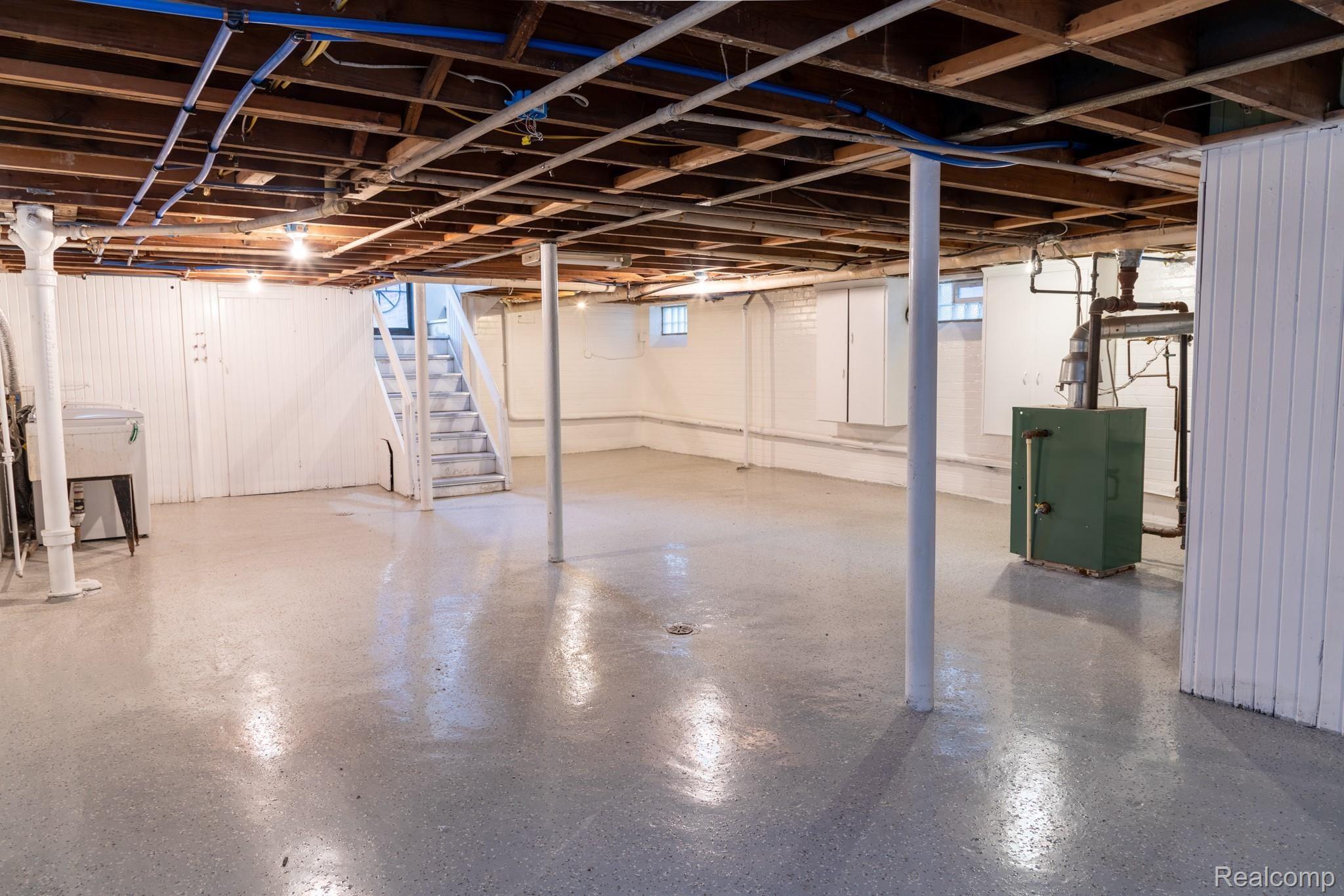 14645 Stahelin Road Detroit, MI 48223 - Photo 35 of 37 C43A1140-2-HDR.jpg