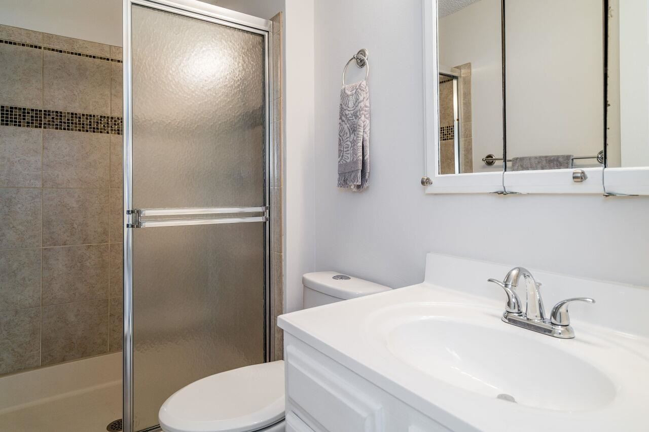 4331 Halliwell Drive Raleigh, NC 27606 - Photo 15 of 24 Master Bath