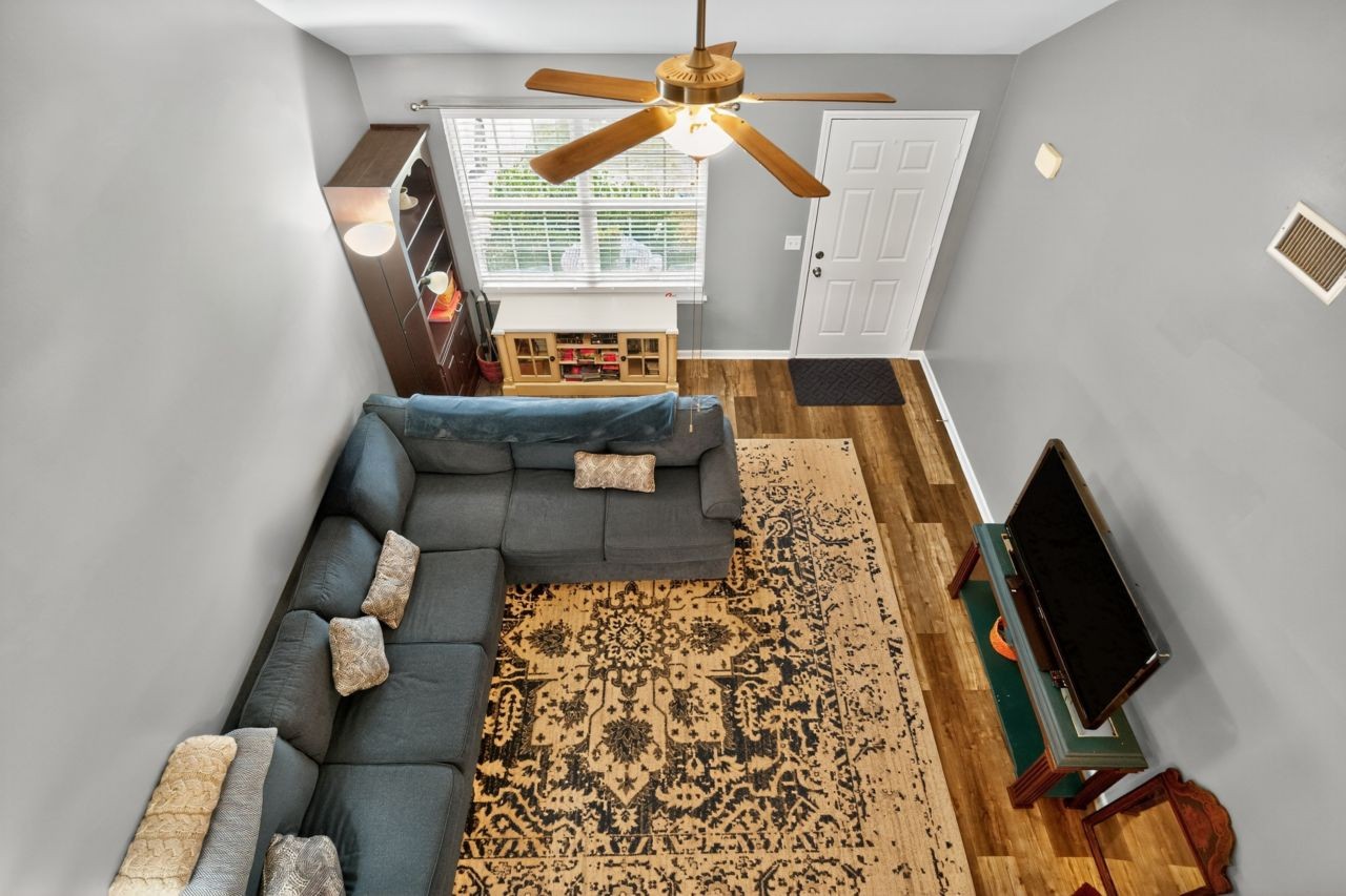 2040 Alysheba Run Murfreesboro, TN 37128 - Photo 3 of 22