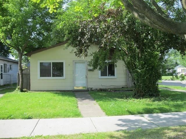14462 Toepfer Road Warren, MI 48089 - Photo 3 of 22 264-006849 FRONT (3).jpg