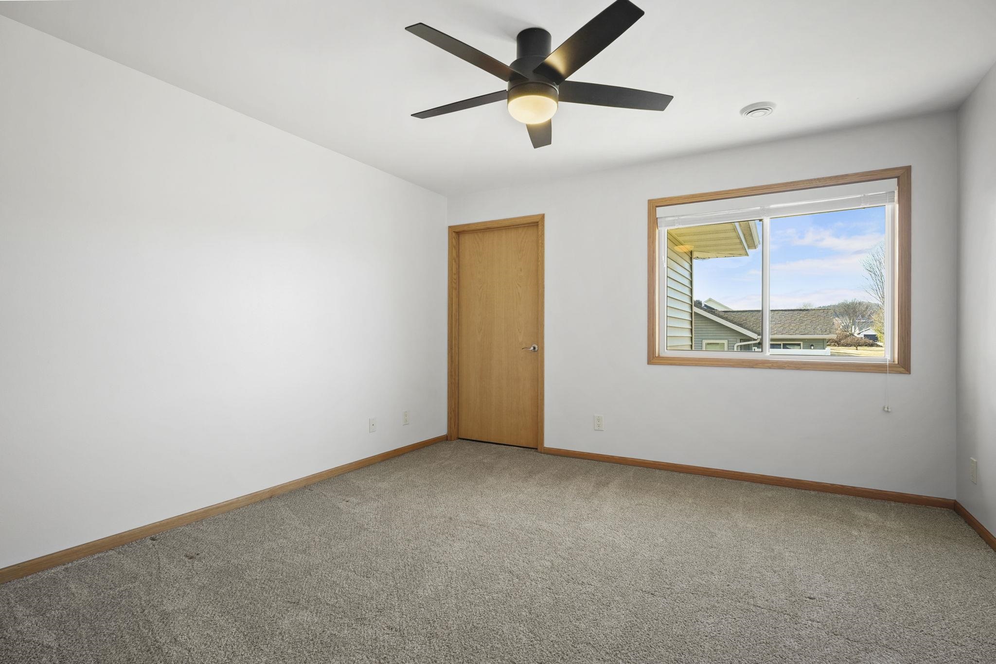 190 Valley Lodi, WI 53555 - Photo 15 of 19