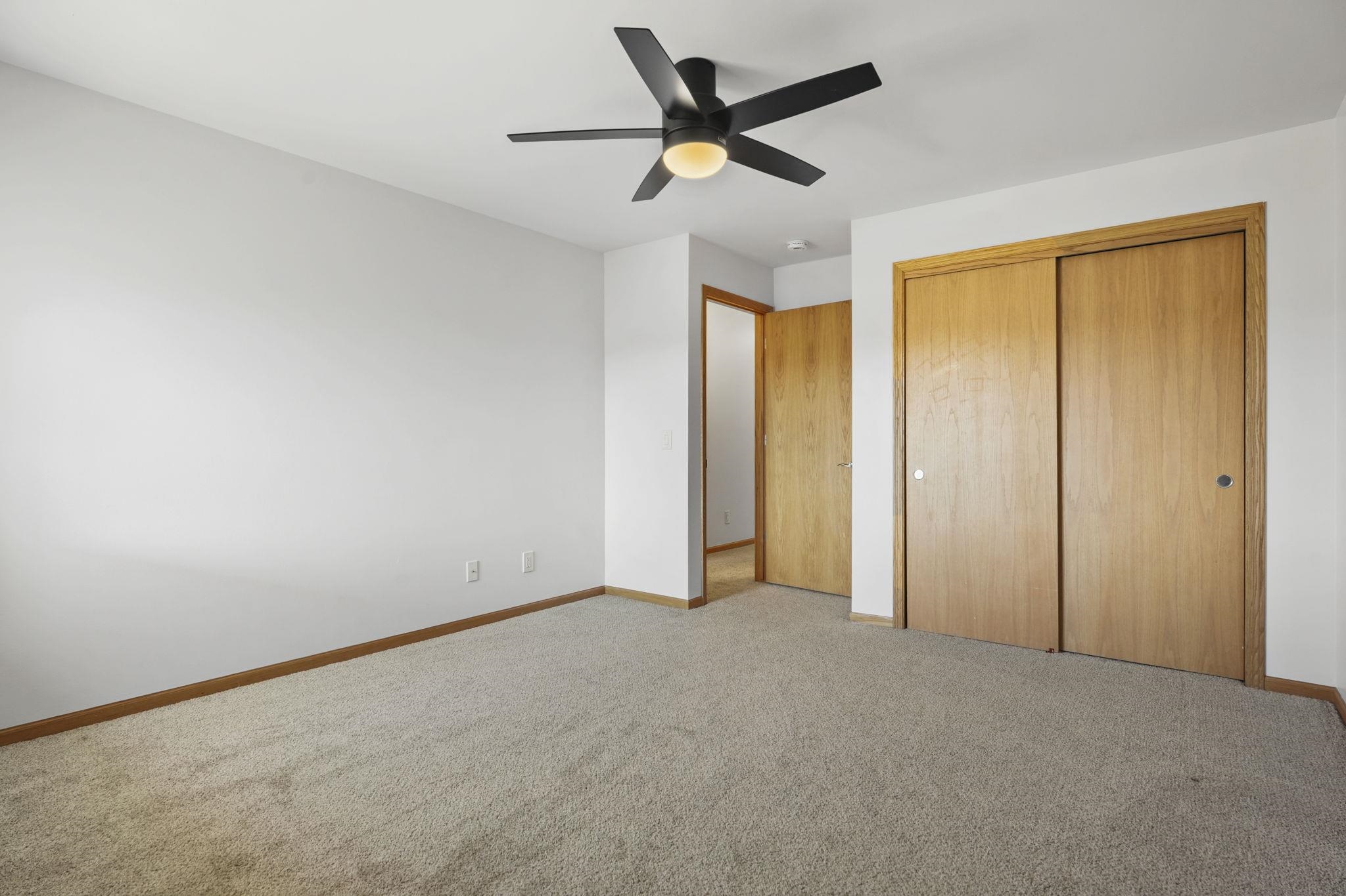 190 Valley Lodi, WI 53555 - Photo 16 of 19