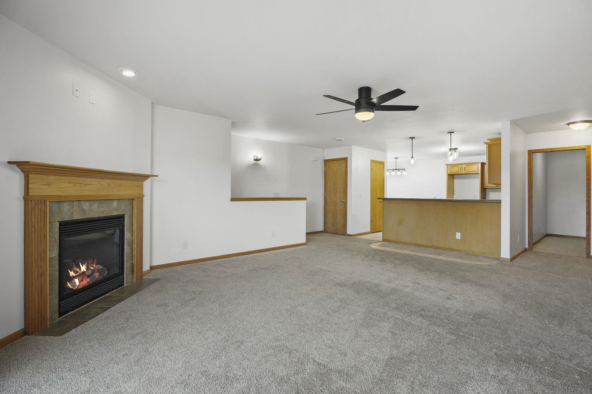 190 Valley Lodi, WI 53555 - Photo 4 of 19