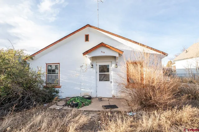 $50,000 | 218 East Grand Street, Walsenburg, CO 81089