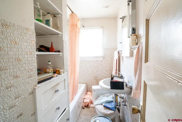 $50,000 | 218 East Grand Street, Walsenburg, CO 81089