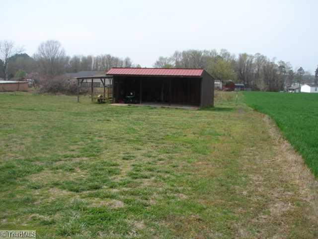 1785 Riverview Rdl Extension Lexington, NC 27292 - Photo 8 of 12 View. view of back yard