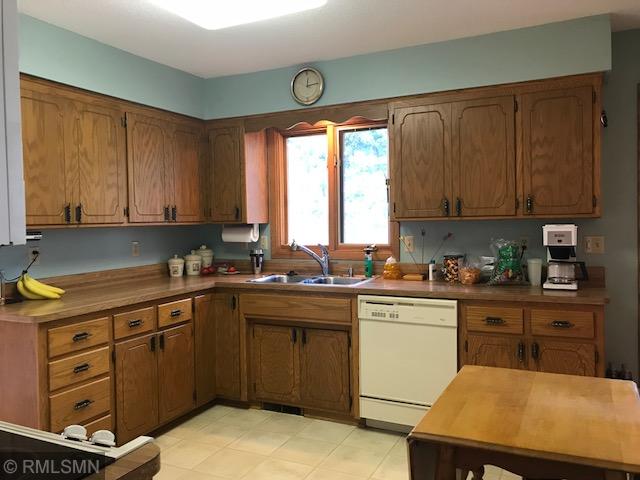 1085 County Rd C East Maplewood, MN 55109 - Photo 8 of 25 Gallery Image 8