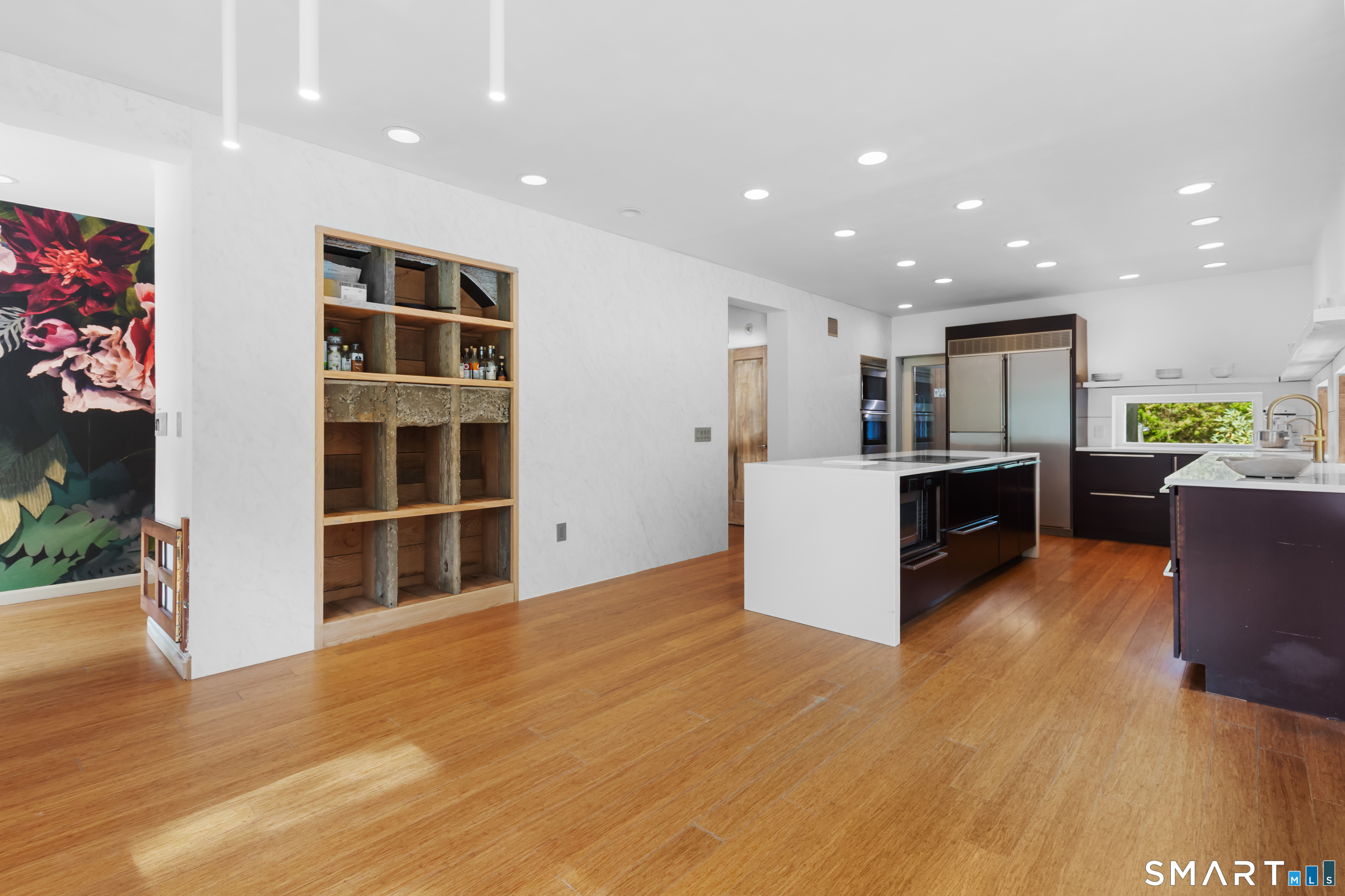 118 Roseville Road Westport, CT 06880 - Photo 6 of 40