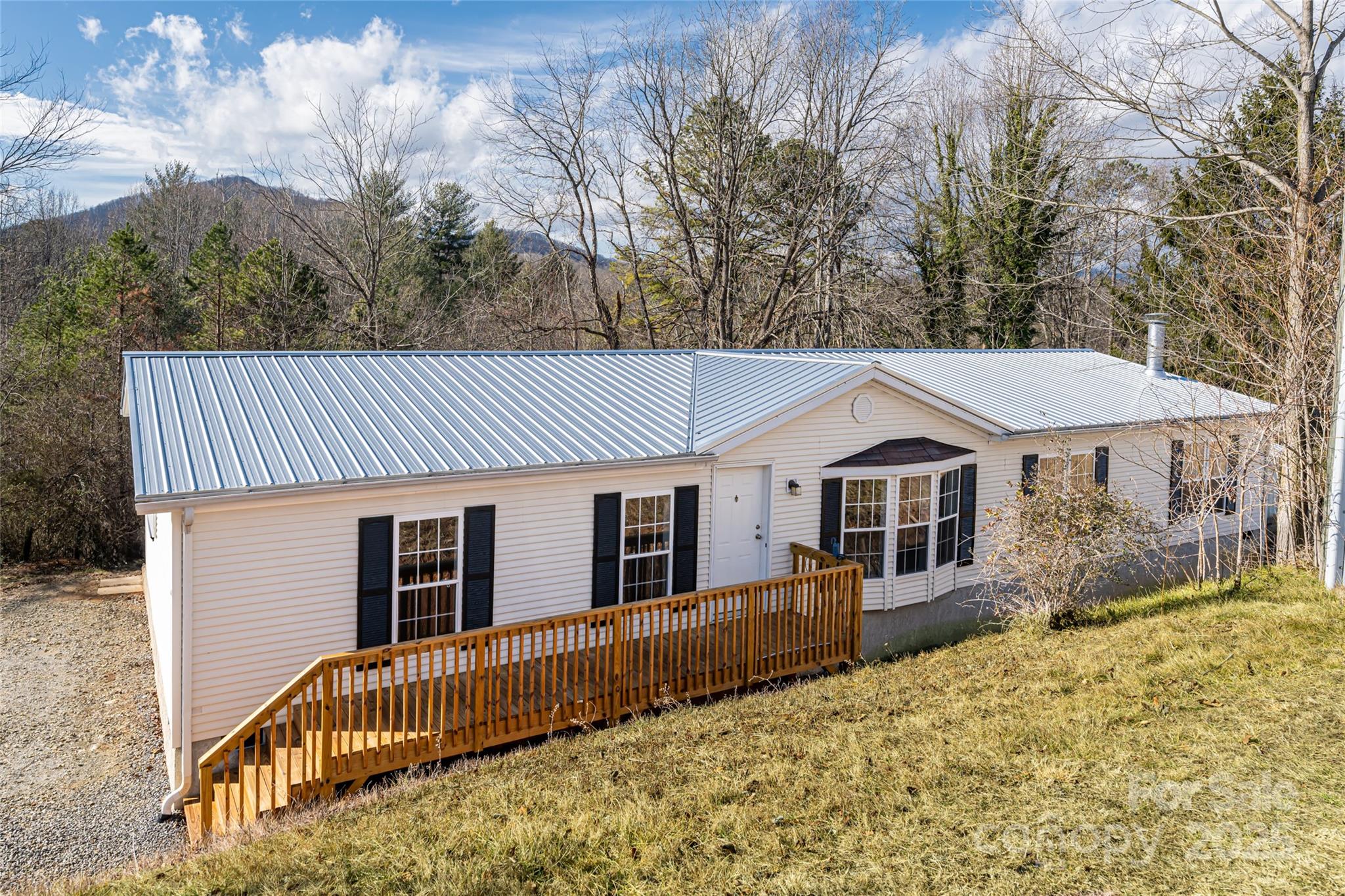 107 Cole Road Leicester, NC 28748 - Photo 1 of 32 Gallery Image 1