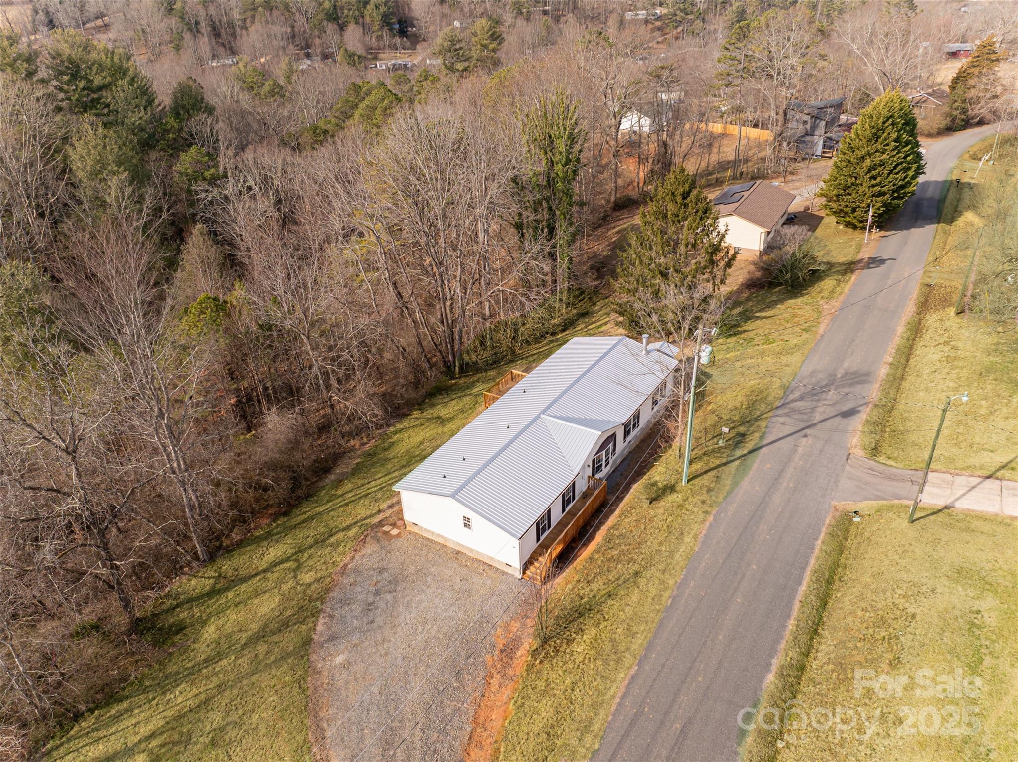 107 Cole Road Leicester, NC 28748 - Photo 29 of 32 Gallery Image 29