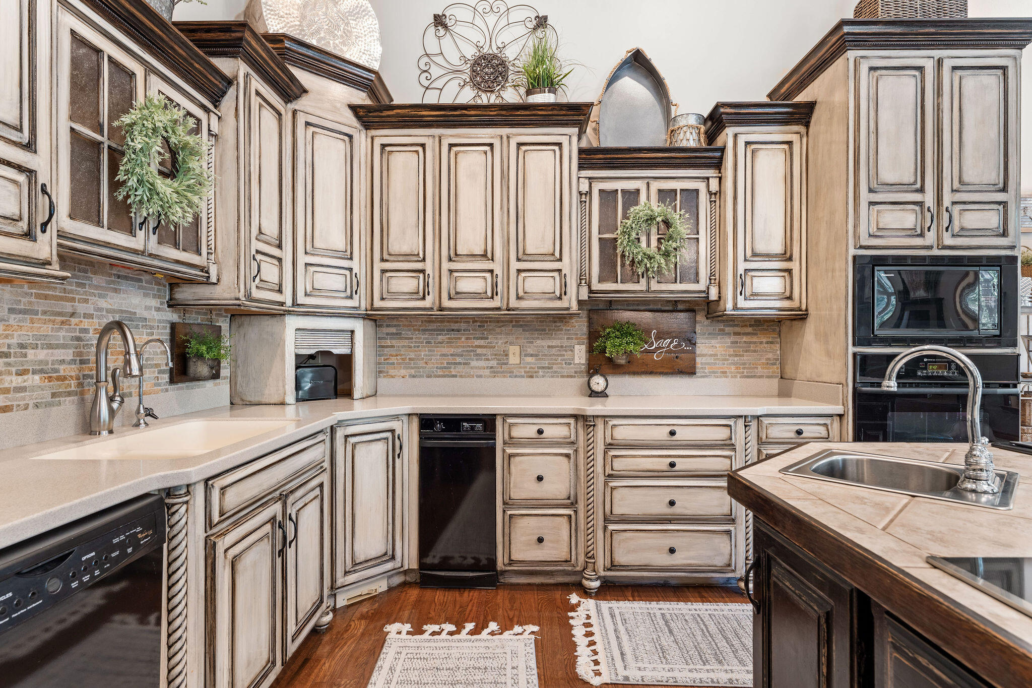 53 Holly Lane Reeds Spring, MO 65737 - Photo 15 of 53 Fully Equipped Kitchen