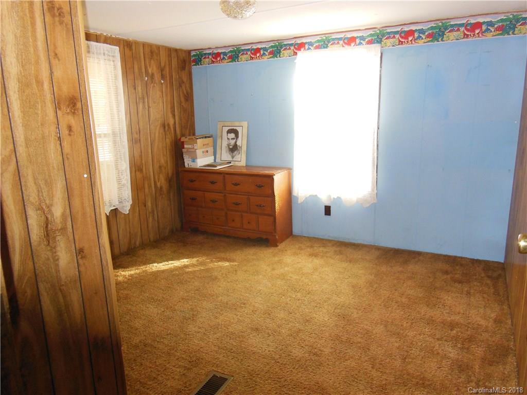 901 Tinsley Road, Unit SEE Brevard, NC 28712 - Photo 9 of 17 Gallery Image 9