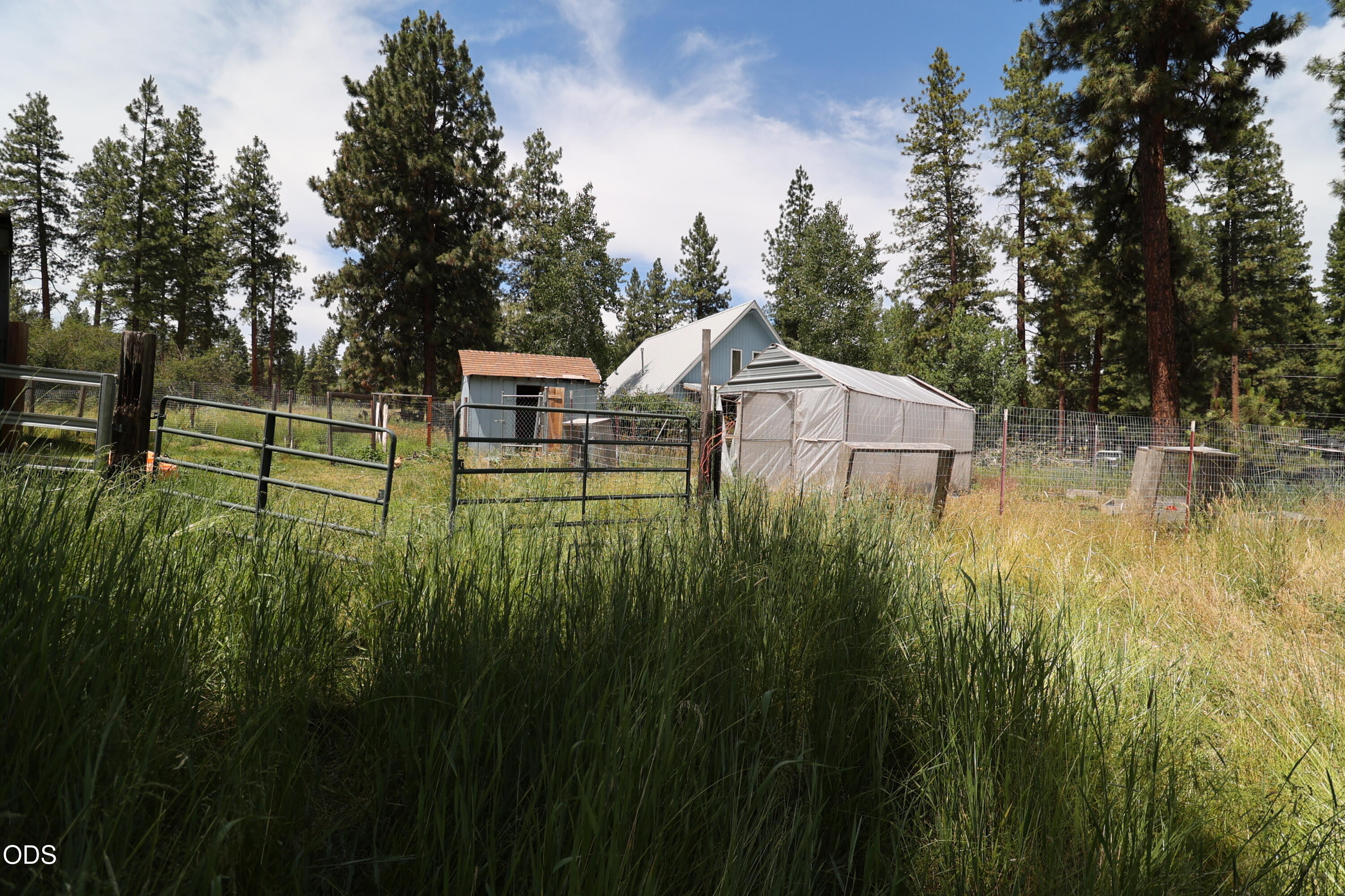 16010 Clover Creek Road Klamath Falls, OR 97601 - Photo 19 of 20
