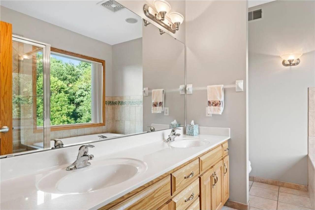 1057 Ridge Crest Lane Northwest Rochester, MN 55901 - Photo 21 of 103