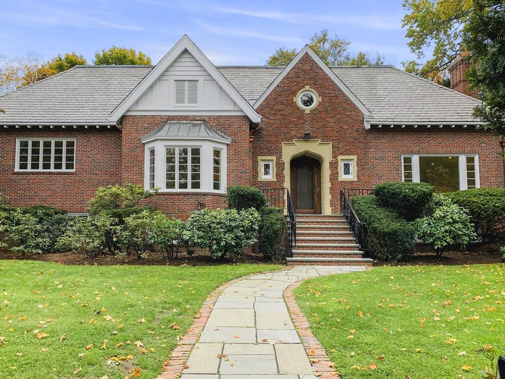348 Buckminster Road Brookline, MA 02445 - Photo 1 of 24