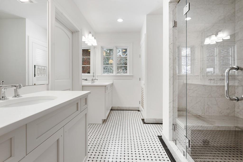 348 Buckminster Road Brookline, MA 02445 - Photo 11 of 24