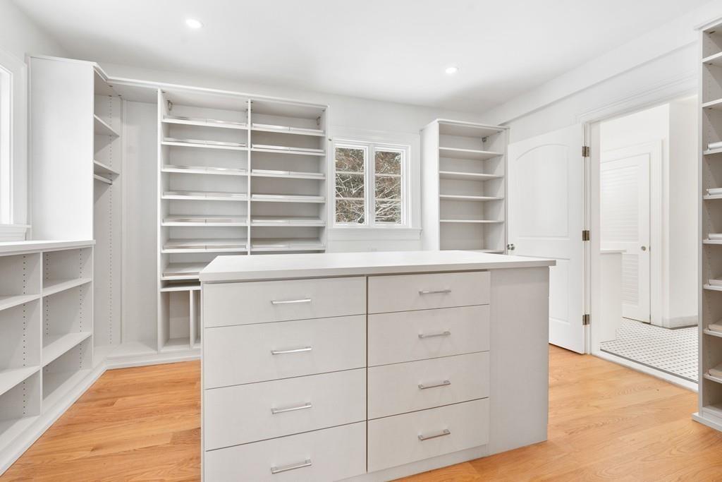 348 Buckminster Road Brookline, MA 02445 - Photo 12 of 24