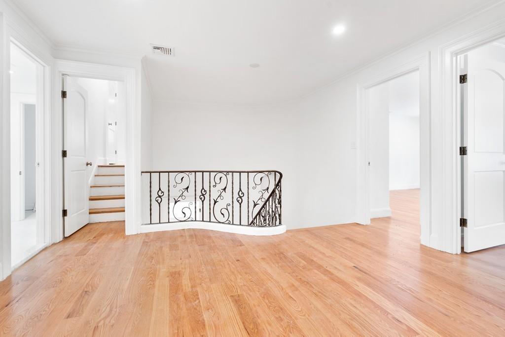 348 Buckminster Road Brookline, MA 02445 - Photo 13 of 24