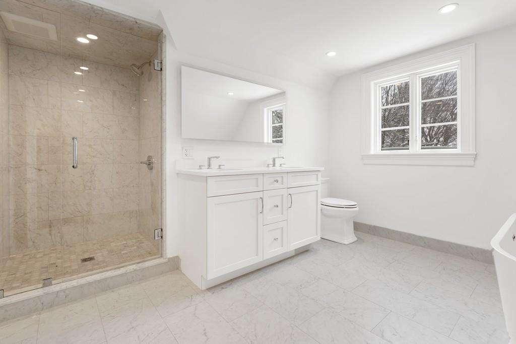 348 Buckminster Road Brookline, MA 02445 - Photo 17 of 24