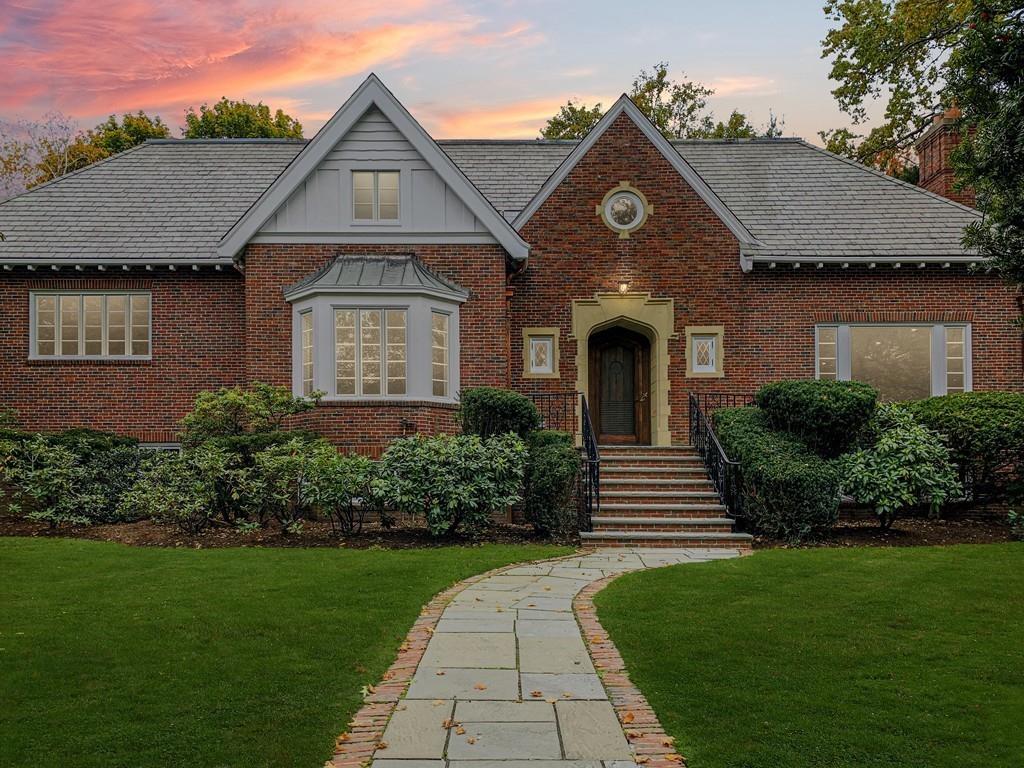 348 Buckminster Road Brookline, MA 02445 - Photo 2 of 24