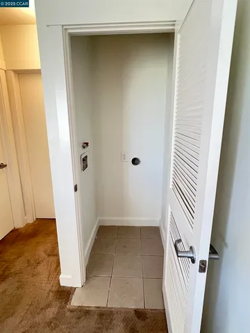 $2,695 | 6501 San Pablo Avenue, Unit 203, Oakland, CA 94608