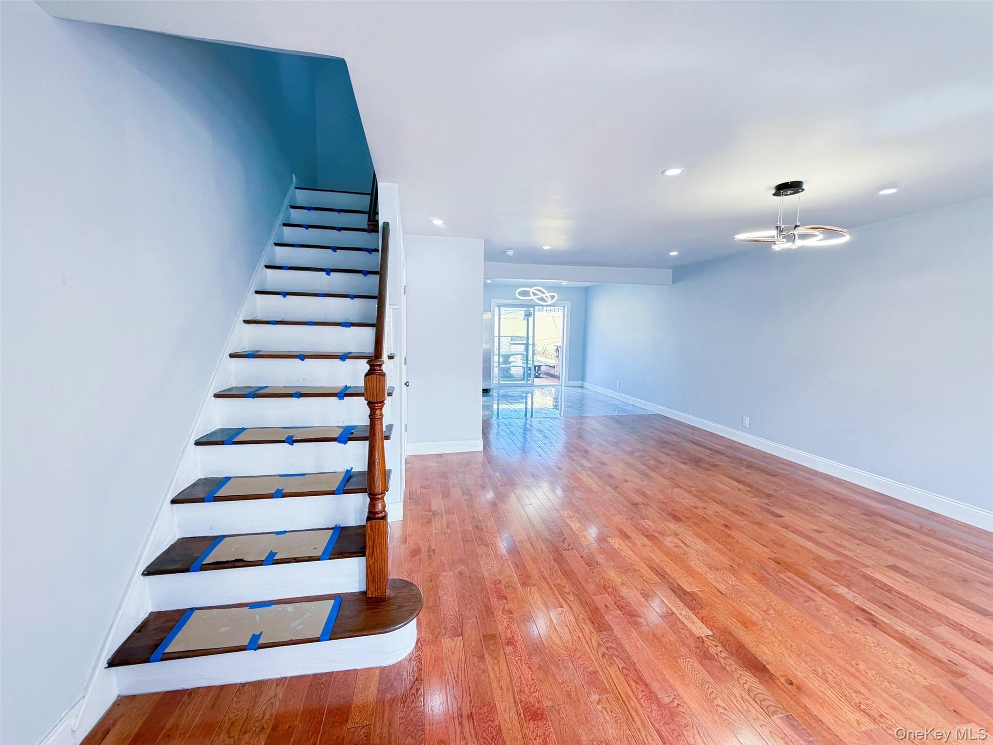 166-65 17th Road Queens, NY 11357 - Photo 10 of 16