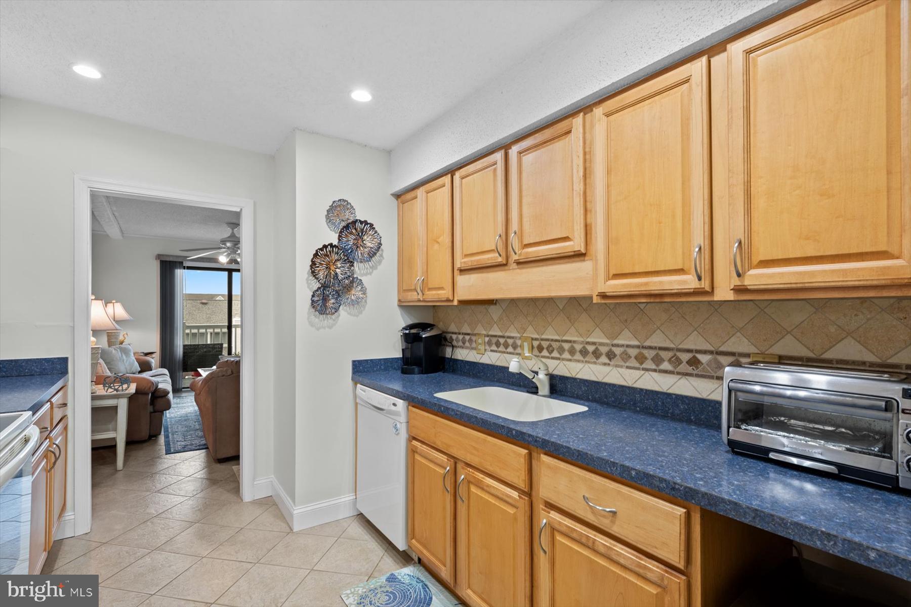 714 Mooring Road, Unit C305 Ocean City, MD 21842 - Photo 8 of 42
