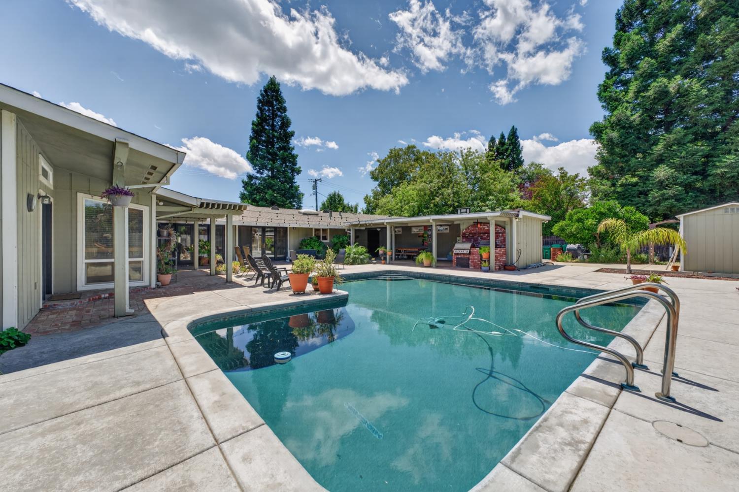 1880 Magnolia Street Gridley, CA 95948 - Photo 61 of 95 a view of a swimming pool with a patio