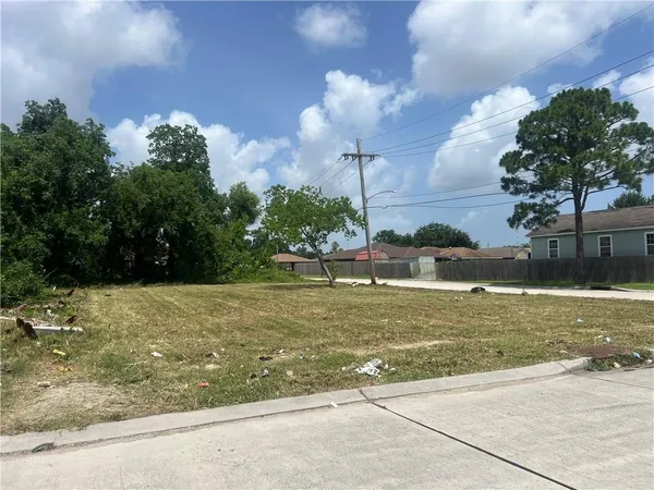 $40,000 | 4638 Majestic Oaks Drive, New Orleans, LA 70126