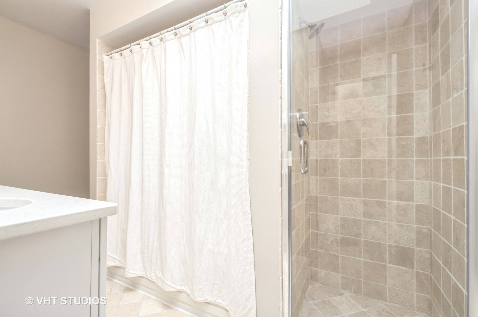 1644 North Mohawk Street, Unit B Chicago, IL 60614 - Photo 14 of 19